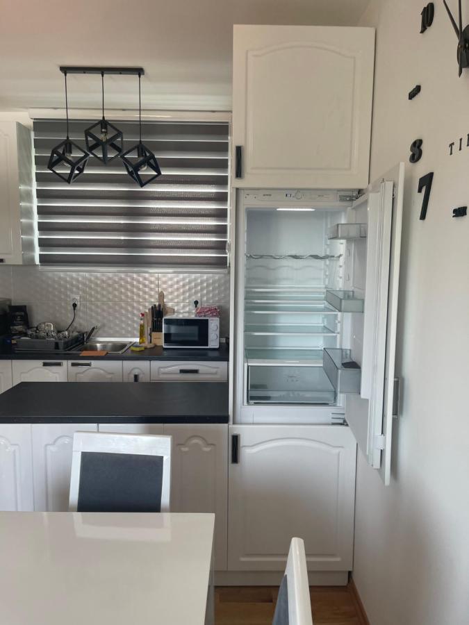 Royal Residence Apartmani 2 Pancevo Bagian luar foto